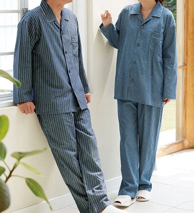 「日本製柔らか素材のデニム調パジャマ（メンズルームウェア）」