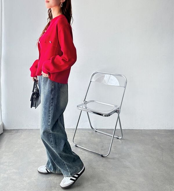 GeeRA（ジーラ）の「ロングシーズン使える！ゴールド調ボタンニットカーデ（ニットカーディガン）」｜詳細画像