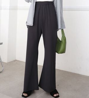 A HAPPY MARILYN（アハッピーマリリン）の「【Ｌ～８Ｌ】＜身長別に選べる２丈＞さらっと美脚ゆるカーブパンツ（ワイドパンツ・ガウチョ）」｜チャコール