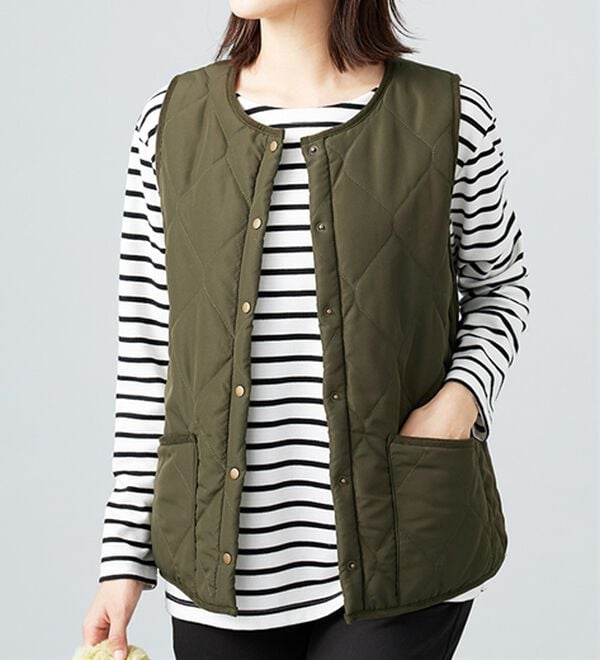 BELLUNA（ベルーナ）の「【洗える！】裏ファー素材中わたキルトベスト（ベスト）」｜詳細画像