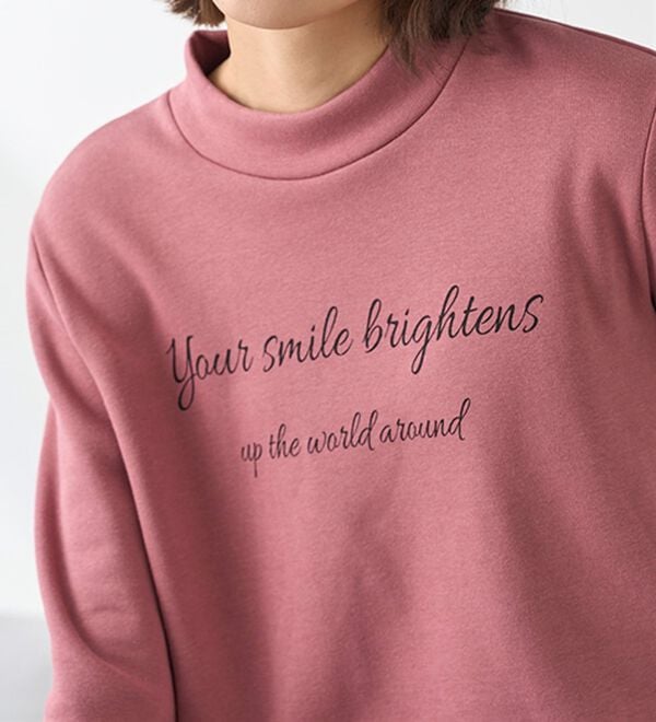 BELLUNA（ベルーナ）の「まるで着る毛布！静電防止付裏ファーロゴプルオーバー（カットソー）」｜詳細画像