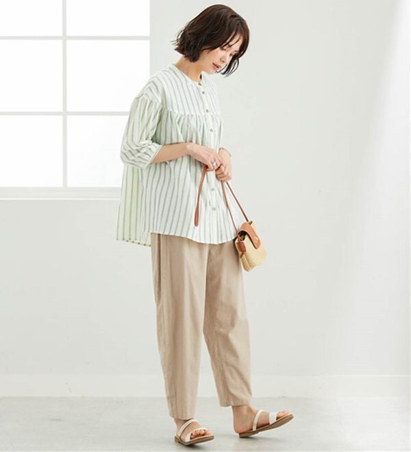 BELLUNA（ベルーナ）の「ダブルガーゼ素材切替デザインブラウス（ブラウス）」｜詳細画像