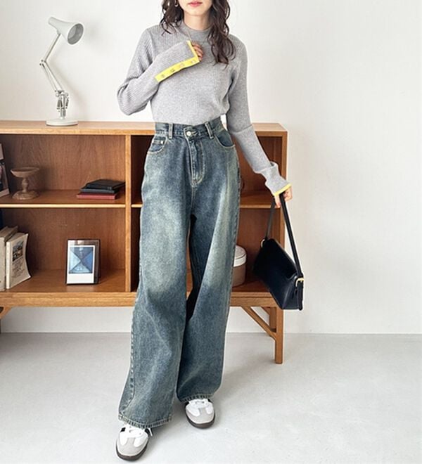 GeeRA（ジーラ）の「袖口ボタン配色ハイネックリブニット（ニット・セーター）」｜詳細画像