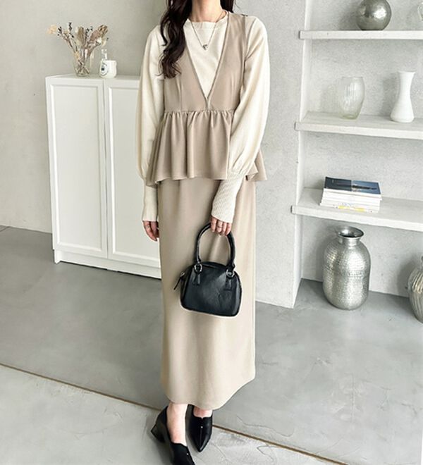 GeeRA（ジーラ）の「楽ちん！ペプラムジャンパースカート（ジャンパースカート）」｜詳細画像