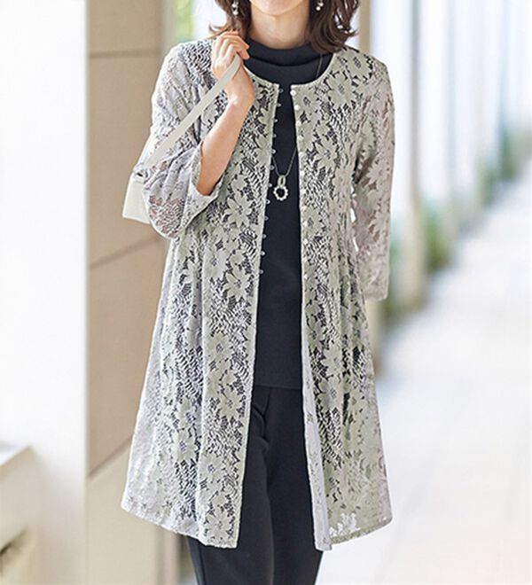 BELLUNA（ベルーナ）の「涼やかな着心地花柄レースカーディガン（その他カーディガン）」｜ライトグレー