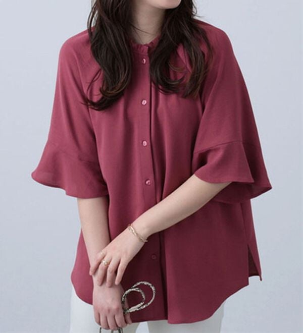 BELLUNA（ベルーナ）の「衿フリル華やかデザインブラウス（ブラウス）」｜ピンク