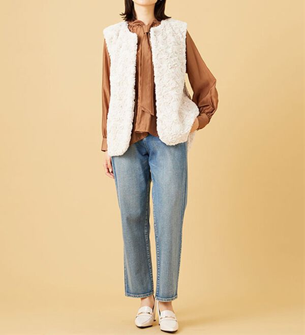 BELLUNA（ベルーナ）の「パール使いファーベスト（ベスト）」｜詳細画像