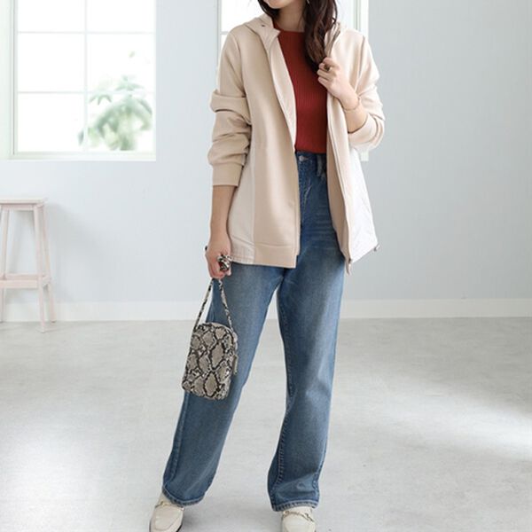 BELLUNA（ベルーナ）の「異素材切替フードジャケット（ノーカラージャケット）」｜詳細画像