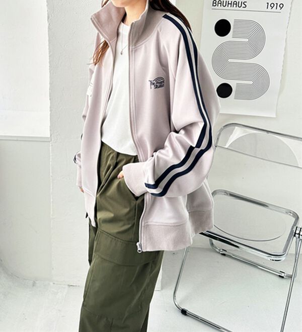 MARK&LONA マークアンドロナ トラックジャケット　フラワー刺しゅう ロゴ刺しゅうライントラックジャケット - ベルーナ【公式】