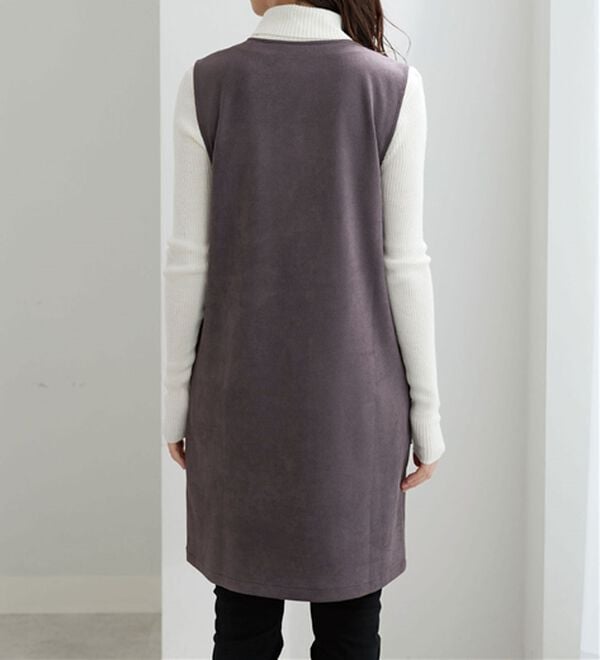 BELLUNA（ベルーナ）の「金ボタン使いスエード調ジャンパ―ドレス（ジャンパースカート）」｜詳細画像