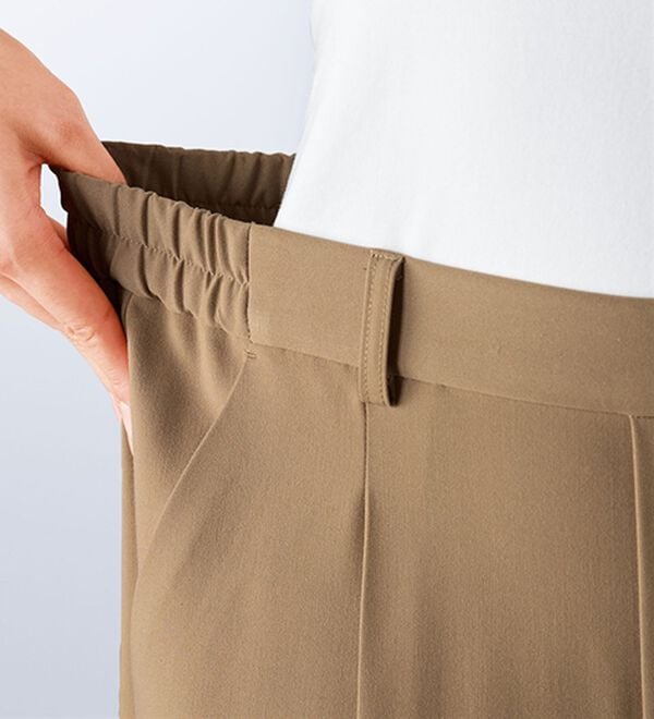 BELLUNA（ベルーナ）の「サマ見え（Ｓ）美脚タック使いワイドパンツ（ワイドパンツ・ガウチョ）」｜詳細画像