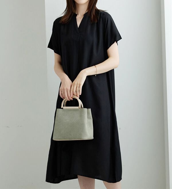 BELLUNA（ベルーナ）の「レーヨン素材スキッパーデザインワンピース（その他ワンピース）」｜詳細画像