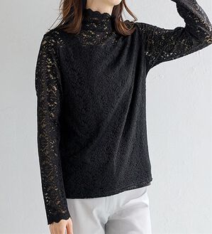 BELLUNA（ベルーナ）の「重ね着を楽しむ冬インナー！レースプルオーバー（カットソー）」｜黒