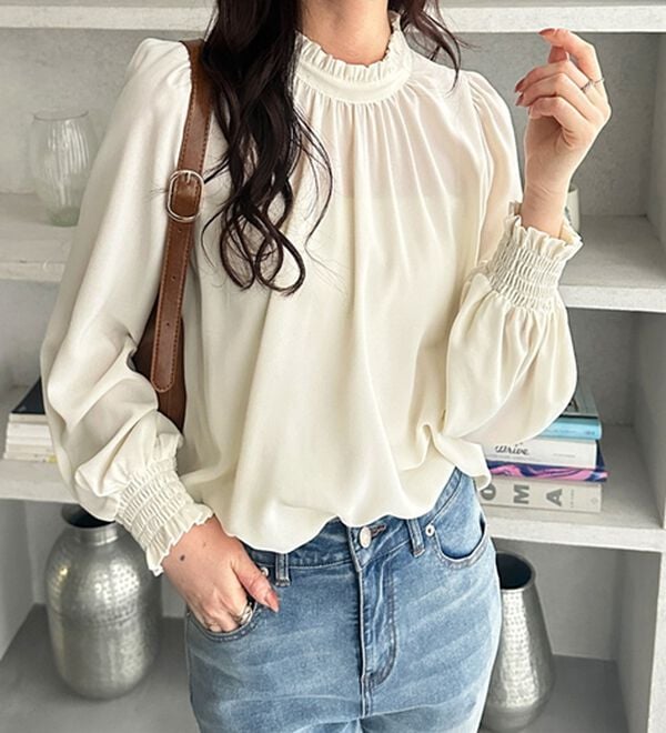 GeeRA（ジーラ）の「フリル衿バルーンスリーブブラウス（ブラウス）」｜詳細画像