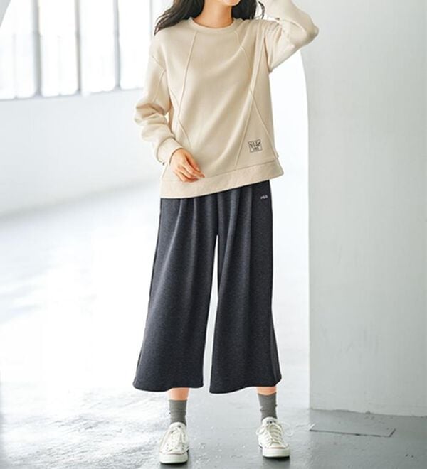 BELLUNA（ベルーナ）の「＜ＦＩＬＡ＞裏シャギータック使いガウチョパンツ（ワイドパンツ・ガウチョ）」｜詳細画像