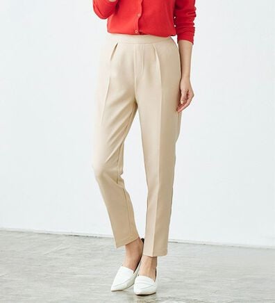 Pierrot（ピエロ）の「多機能ストレッチツイルテーパードパンツ（フルレングスパンツ）」