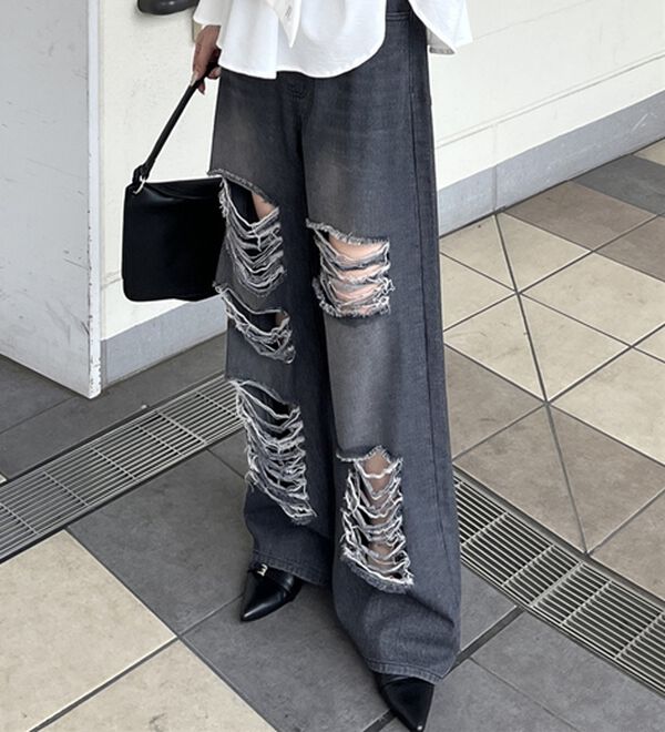 GeeRA（ジーラ）の「オリジナルパットダメージワイドデニム（ワイドパンツ・ガウチョ）」｜詳細画像