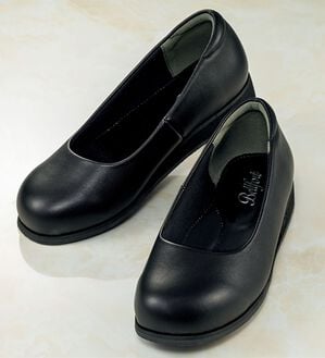 BELLUNA（ベルーナ）の「５Ｅ牛革ゆったりウェッジパンプス（パンプス）」｜詳細画像