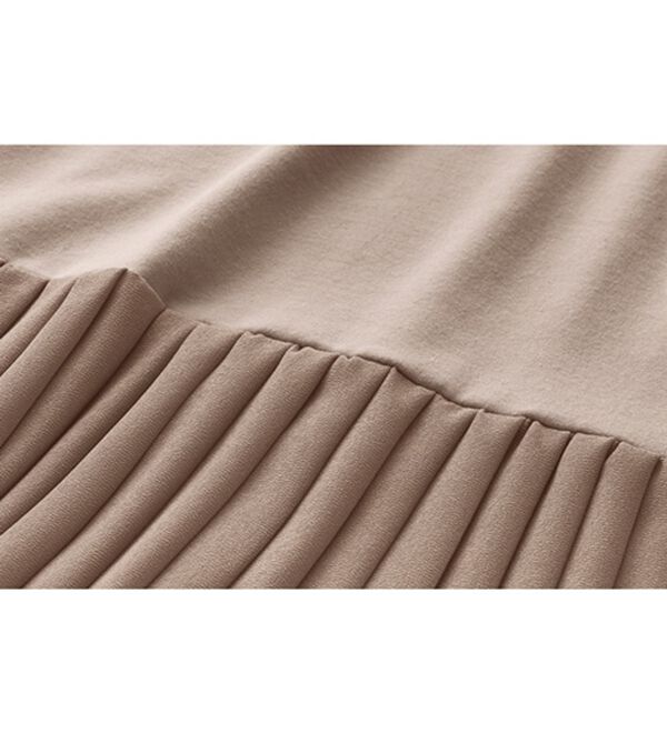 YU'NOW（ユナウ）の「【抗菌防臭】【吸水速乾】ブラ紐隠しの優秀プリーツワンピース（肌着・インナーウェア）」｜詳細画像