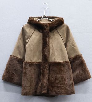 BELLUNA（ベルーナ）の「フェイクファー切替デザインフードコート（ハーフコート）」｜ブラウン