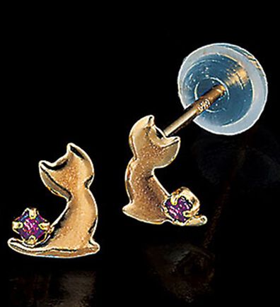 BELLUNA（ベルーナ）の「１８金・プラチナピアス　猫（イヤリング・ピアス）」