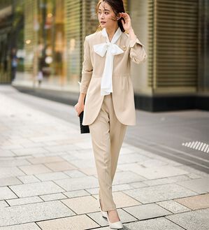 RANAN（ラナン）の「＜２点セット＞ラウンドヘムジャケットセットアップ（パンツスーツ）」｜ベージュ