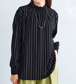 BELLUNA（ベルーナ）の「衿＆袖ニット使い美人顔ブラウス（ブラウス）」｜ネイビー系ストライプ