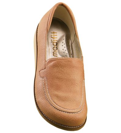 ルフラン（ルフラン）の「外反母趾対応　メディフィット５Ｅシンプルモカシンシューズ（フラットシューズ）」