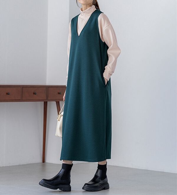 BELLUNA（ベルーナ）の「【選べる丈】シュッと体型カバー！ジャストフィットらくらくジャンパースカート（ジャンパースカート）」｜モスグリーン