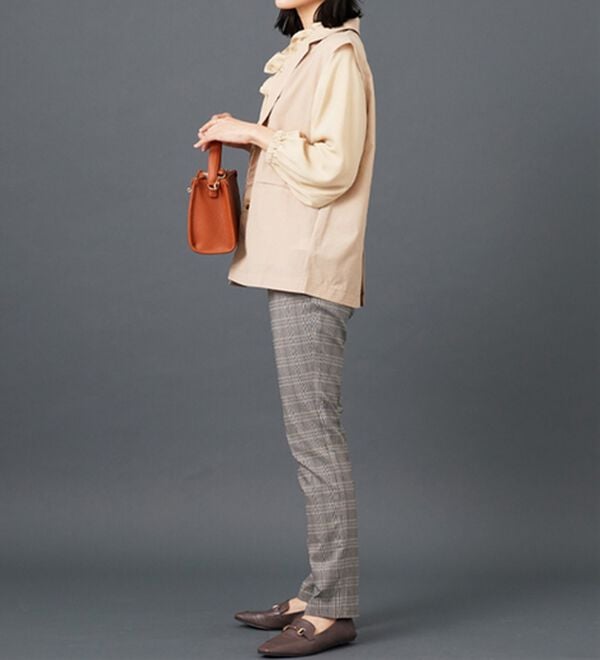 BELLUNA（ベルーナ）の「シアー素材ポケット付テーラードジレ（ジレ）」｜詳細画像