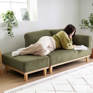 iellio（イエリオ）の「木飾り付カウチソファ　Ｌｉｎｏ（リノ）（ソファ）」｜コーデュロイオリーブ