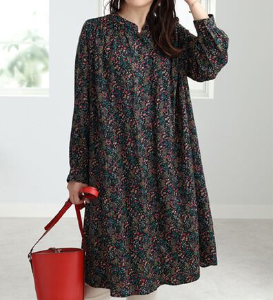 BELLUNA（ベルーナ）の「フラワープリントワンピース（プリントワンピース）」