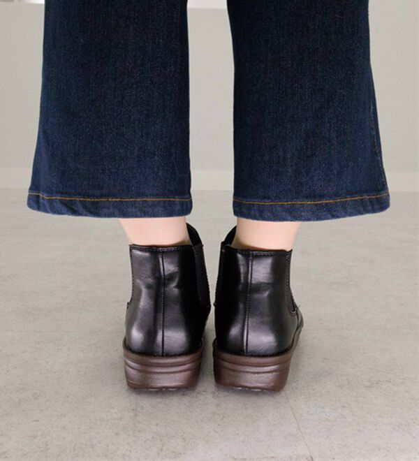 BELLUNA（ベルーナ）の「幅広軽量柔らかソールのスリッポンブーツ（ブーツ）」｜詳細画像