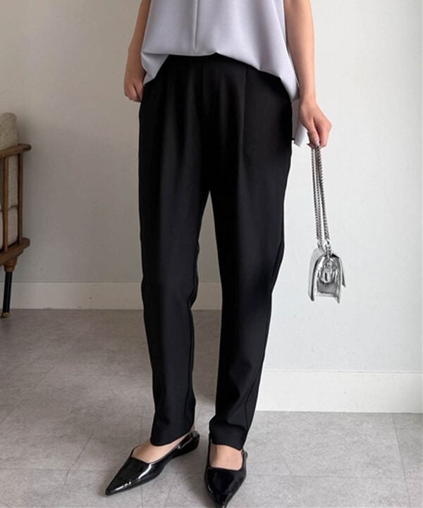 RANAN（ラナン）の「【ひんやり・ＵＶ】機能付麻調美脚タックテーパードパンツ（フルレングスパンツ）」｜詳細画像