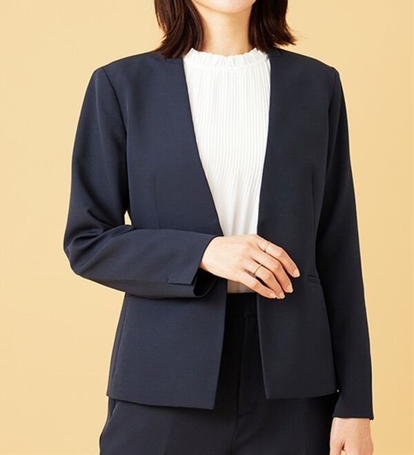 BELLUNA（ベルーナ）の「〈セレモニースタイル〉細プリーツデザインブラウス（ブラウス）」｜詳細画像