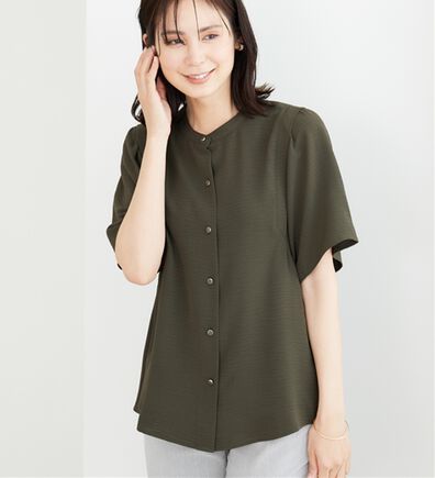 BELLUNA（ベルーナ）の「お手入れ楽々！肩タックデザインブラウス（ブラウス）」