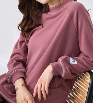 BELLUNA（ベルーナ）の「華奢見せ！しっかり綿混裏毛素材トレーナー（トレーナー・スウェット）」｜グレイッシュローズ