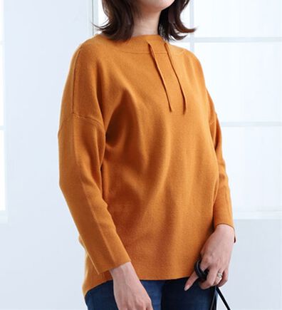 BELLUNA（ベルーナ）の「衿デザインニットプルオーバー（チュニック）」