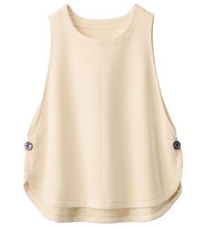 「お洒落も食べ歩きも♪旅行にＢＥＳＴなベスト（ベスト）」｜トープ