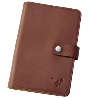 BELLUNA（ベルーナ）の「貴重品を上手に収納できる多収納本革財布（財布・パスケース）」｜ブラウン