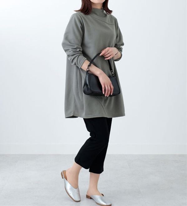 BELLUNA（ベルーナ）の「ボトルネック切替デザインチュニック（チュニック）」｜詳細画像