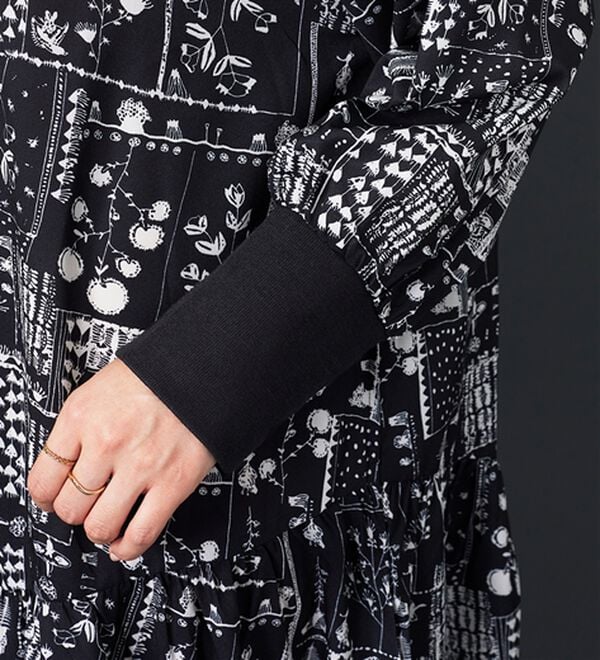 BELLUNA（ベルーナ）の「【Ｌａｇｒｉｌｕａ】ニット切替プリントワンピース（プリントワンピース）」｜詳細画像