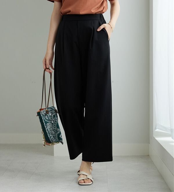 BELLUNA（ベルーナ）の「ポンチ素材タック使いワイドパンツ（ワイドパンツ・ガウチョ）」｜詳細画像