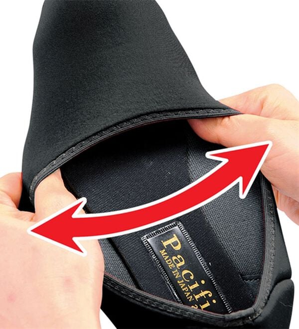 「ゆったり４Ｅストレッチはっ水パンプス（パンプス）」｜詳細画像