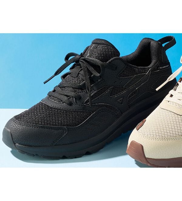 「＜ミズノ＞防水ウォーキングスニーカー（メンズスニーカー）」｜ブラック