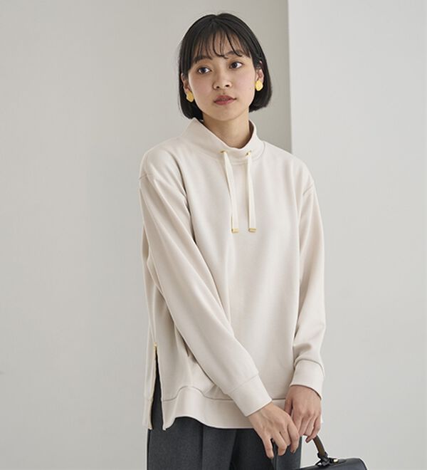 BELLUNA（ベルーナ）の「サイドジップスタンド衿プルオーバー（カットソー）」｜詳細画像