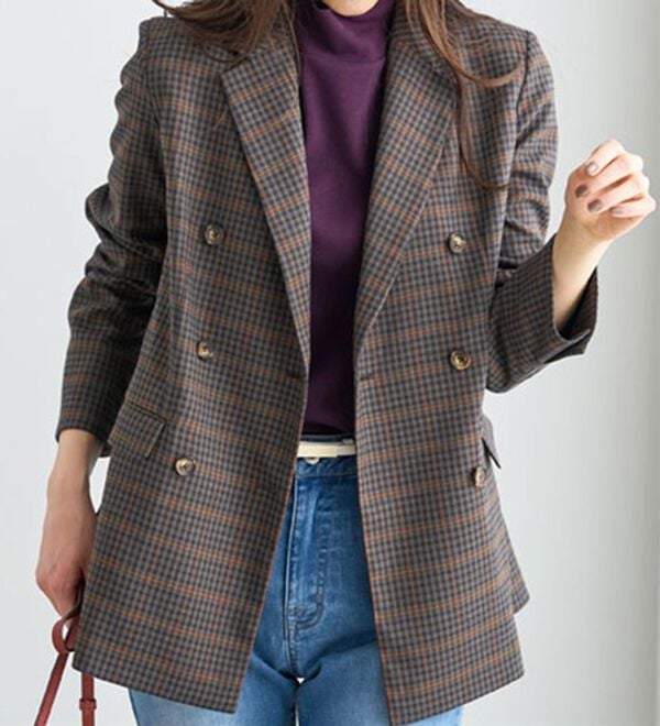 BELLUNA（ベルーナ）の「吸湿発熱ハイネックプルオーバー（カットソー）」｜詳細画像