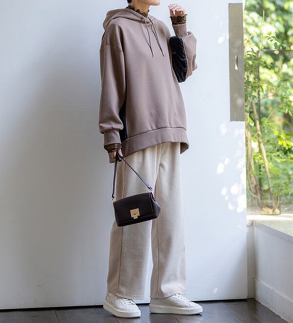 BELLUNA（ベルーナ）の「なめらかコーデュロイワイドパンツ（ワイドパンツ・ガウチョ）」｜詳細画像