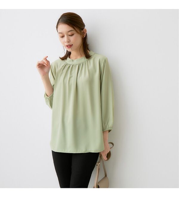 Viola e Viola（ヴィオラ エ ヴィオラ）の「【多機能付】ふんわり袖プチハイギャザーブラウス（ブラウス）」｜詳細画像