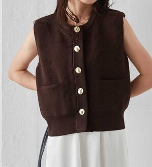 RANAN（ラナン）の「ニュアンスボタンニットベスト（ベスト）」｜詳細画像